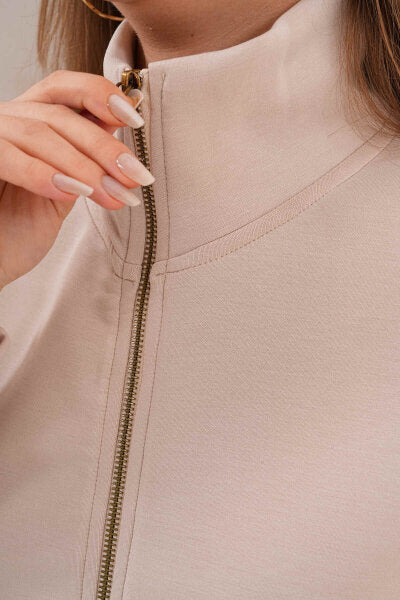 Renk: Bej | Dik Yaka Sweatshirt