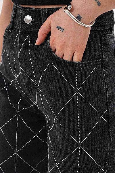 Renk: SİYAH | Taş Detaylı Denim Pantolon