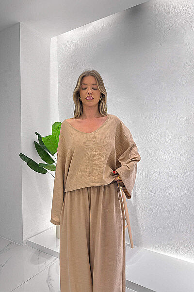 Renk: Bej | Oversize Bağlama Detaylı Bluz