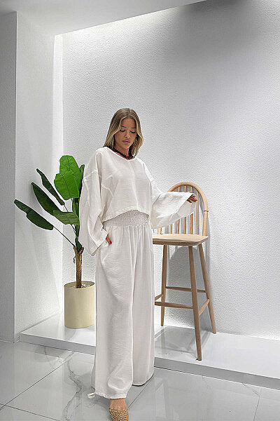 Renk: Ekru | Oversize Bağlama Detaylı Bluz