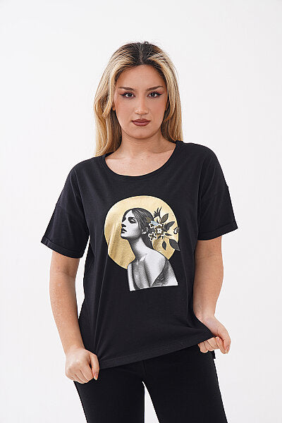 Renk: Siyah | Çiçek Saçlı Kadın Figür Baskılı Tshirt