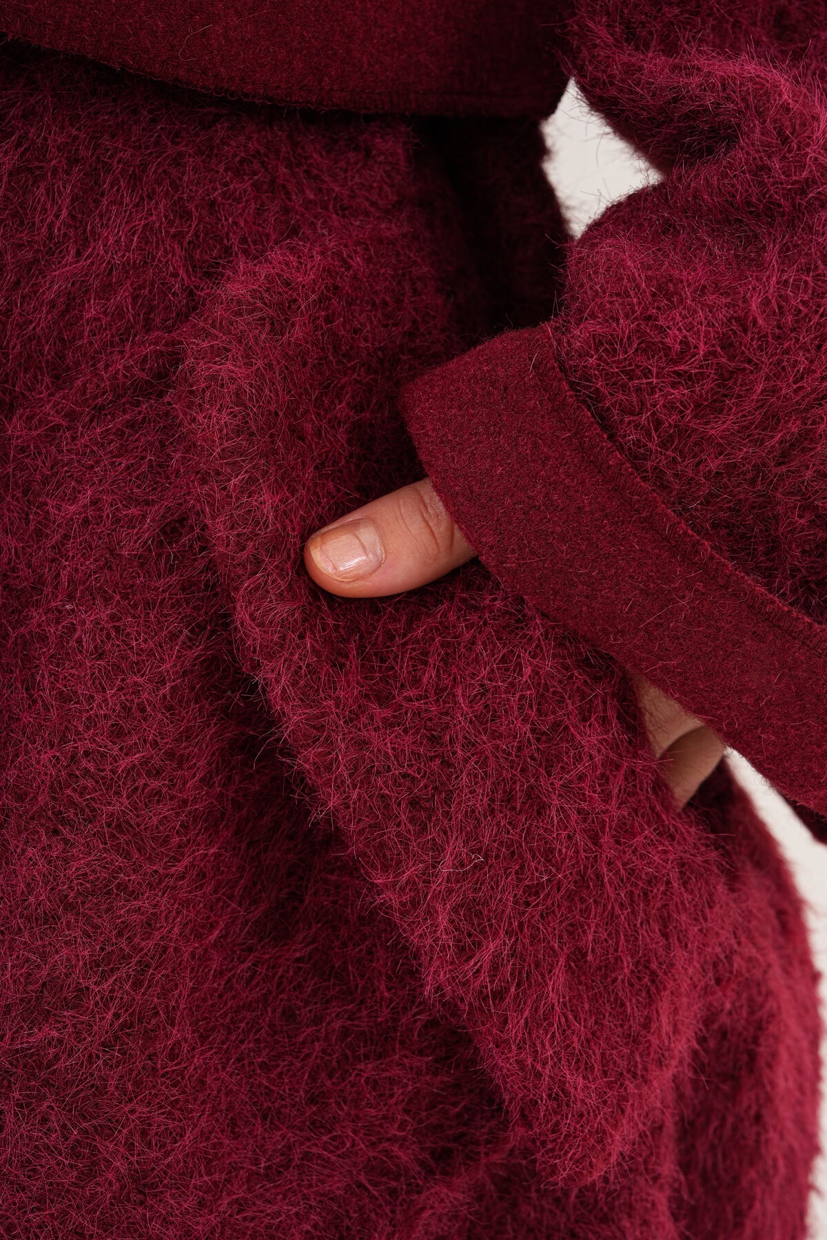 Renk: Bordo | Geniş Yaka Kuşaklı Kaşe Hırka