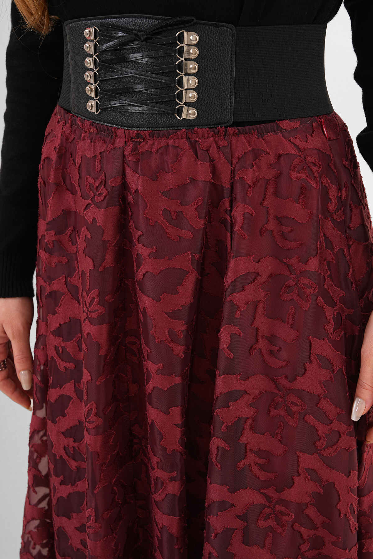 Renk: Bordo | Desenli Yakma Etek