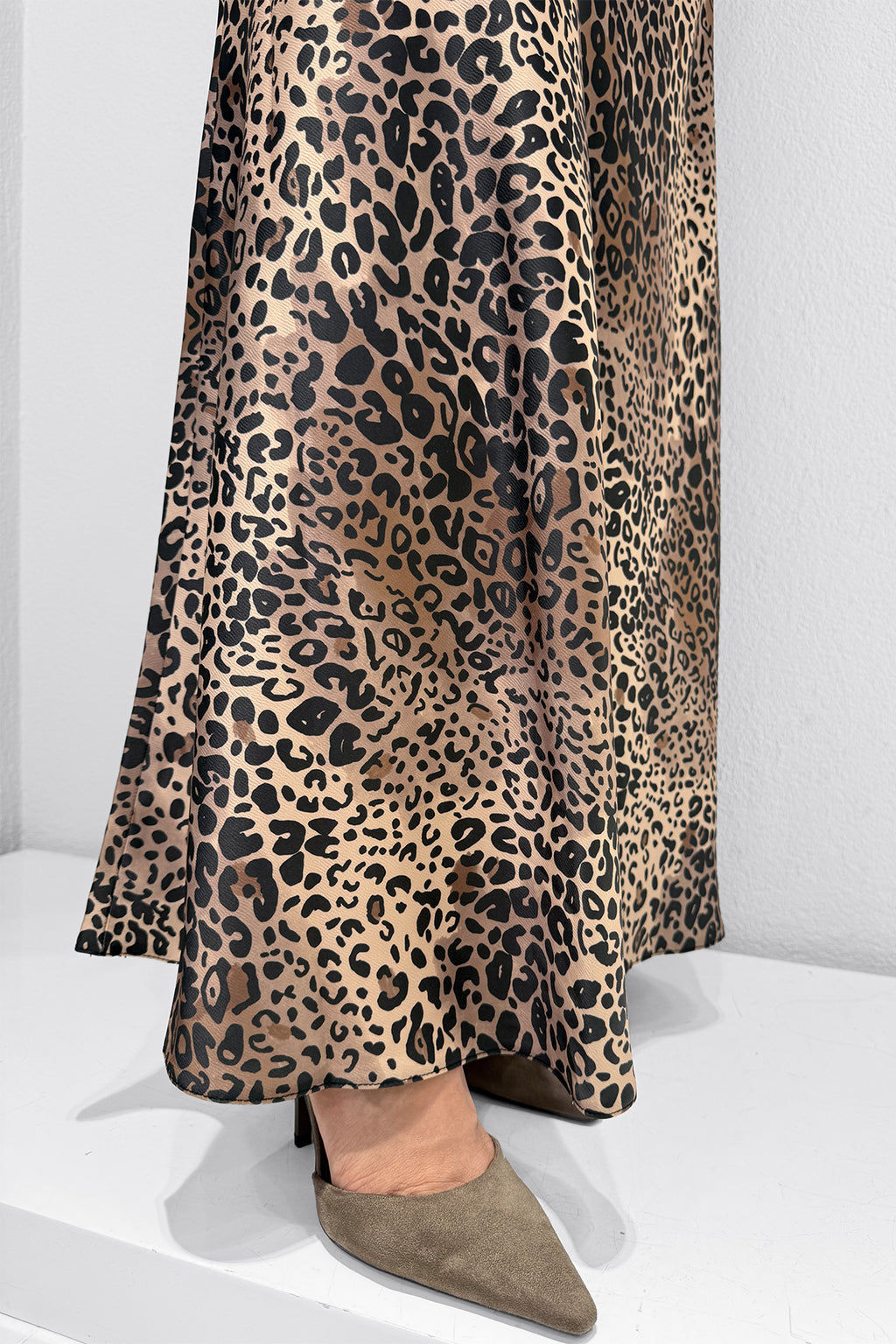 MDG 10378 Uzun Saten Etek Leopar