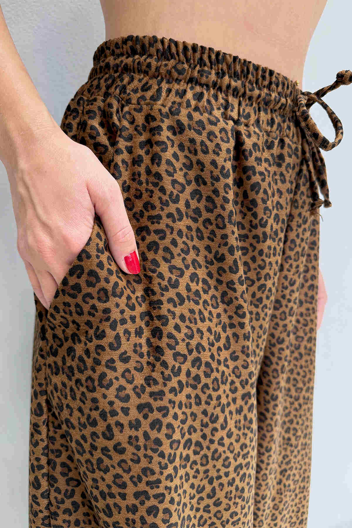 M2105 Desenli Şönil Bol Paça Pantolon Leopar