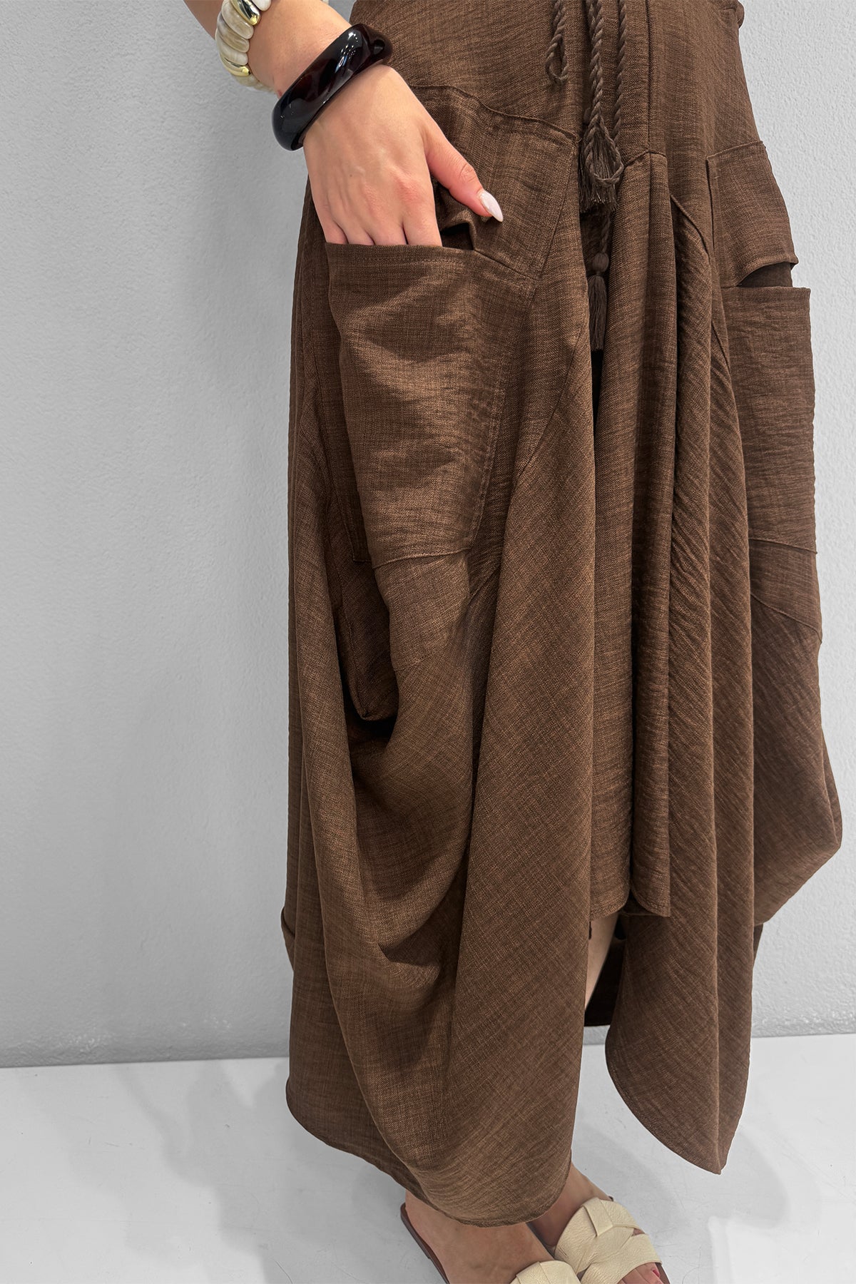 Renk: Kahverengi | Lastikli Kordonlu Batik Elbise