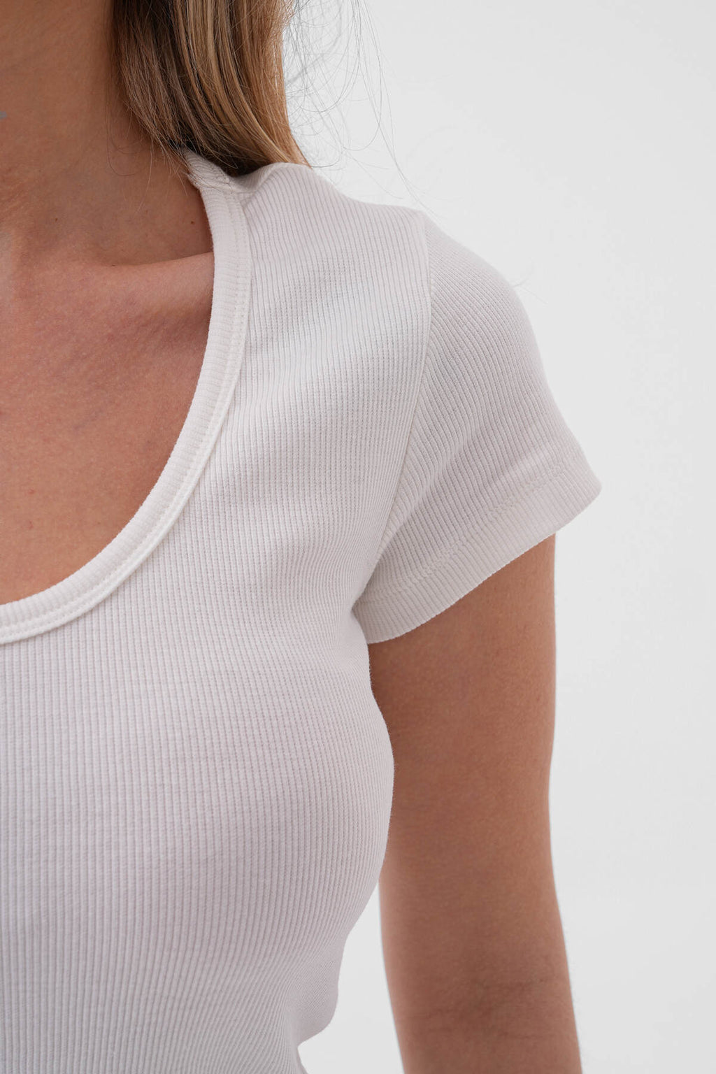 Renk: Ekru | Slim Fit T-Shirt