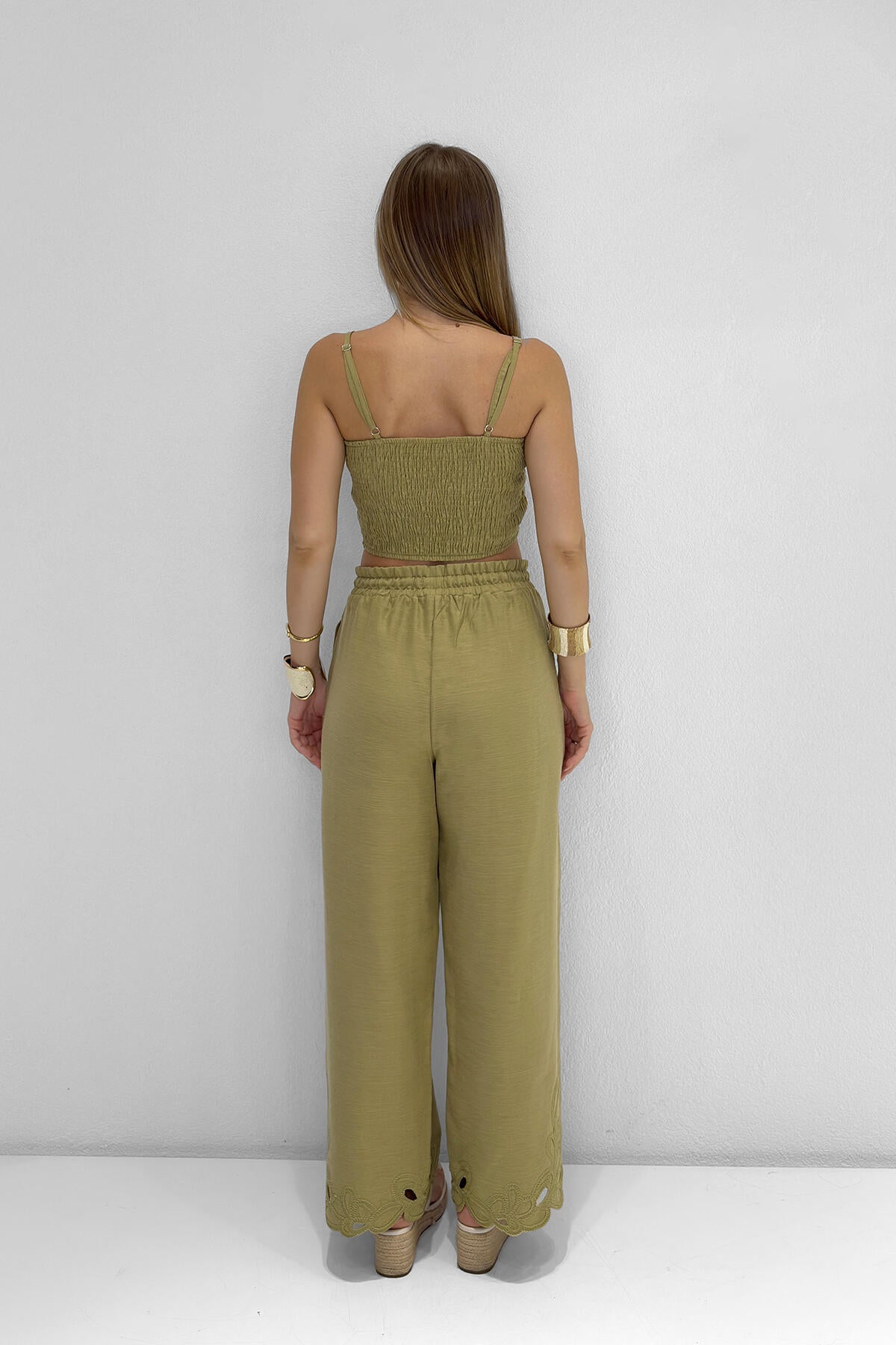 Renk: Olive | Paça Nakışlı Pantolon