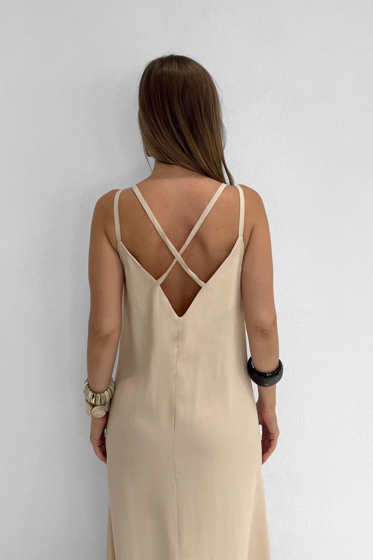 Renk: Bej | Çapraz Askı Detaylı Maxi Elbise