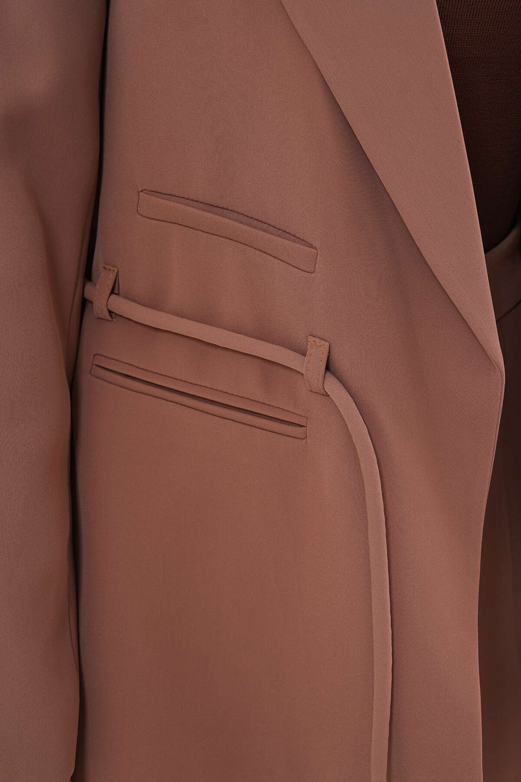 Renk: Vizon | Kuşaklı Vatkalı Blazer Ceket