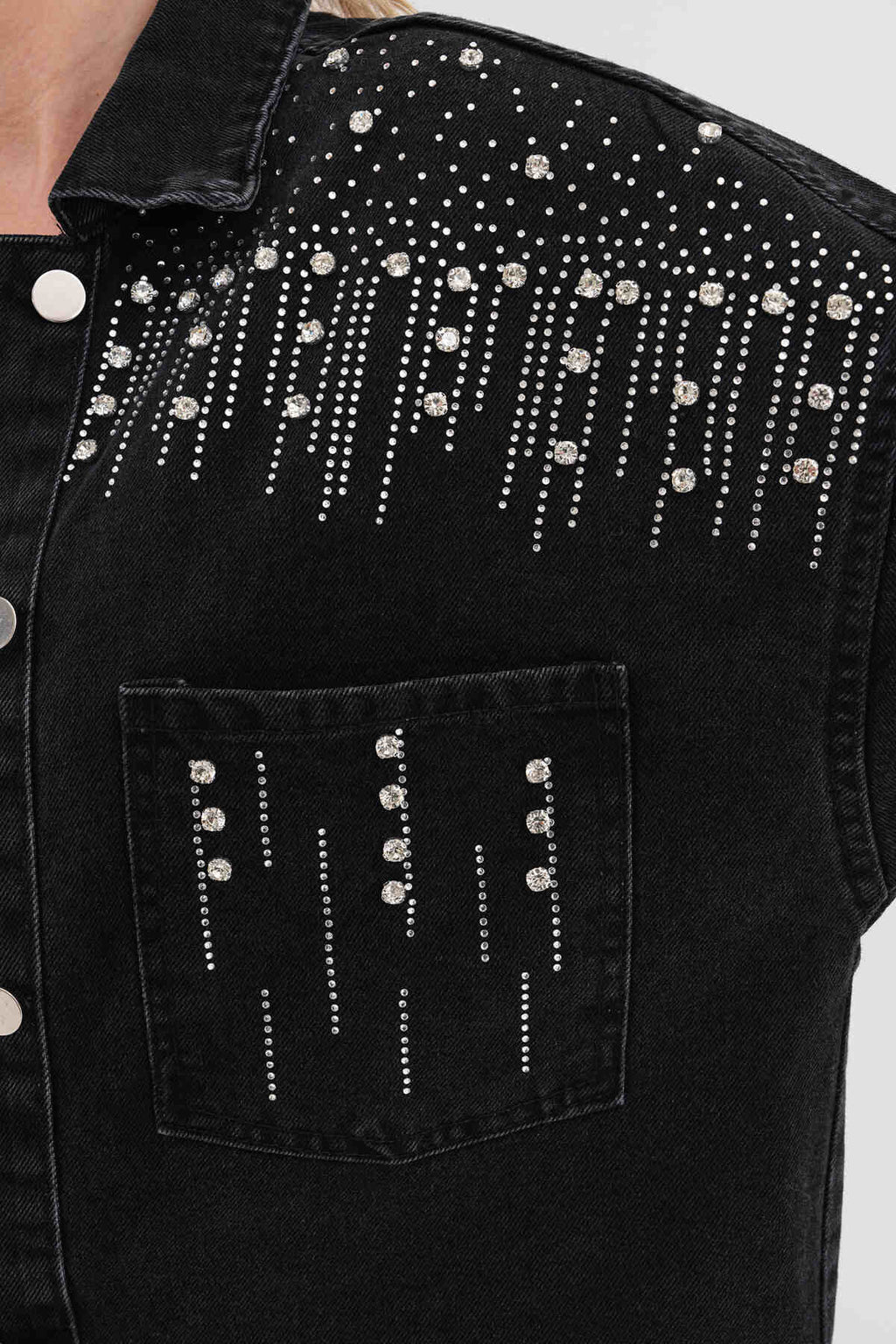 Renk: SİYAH | Taş Detaylı Denim Ceket