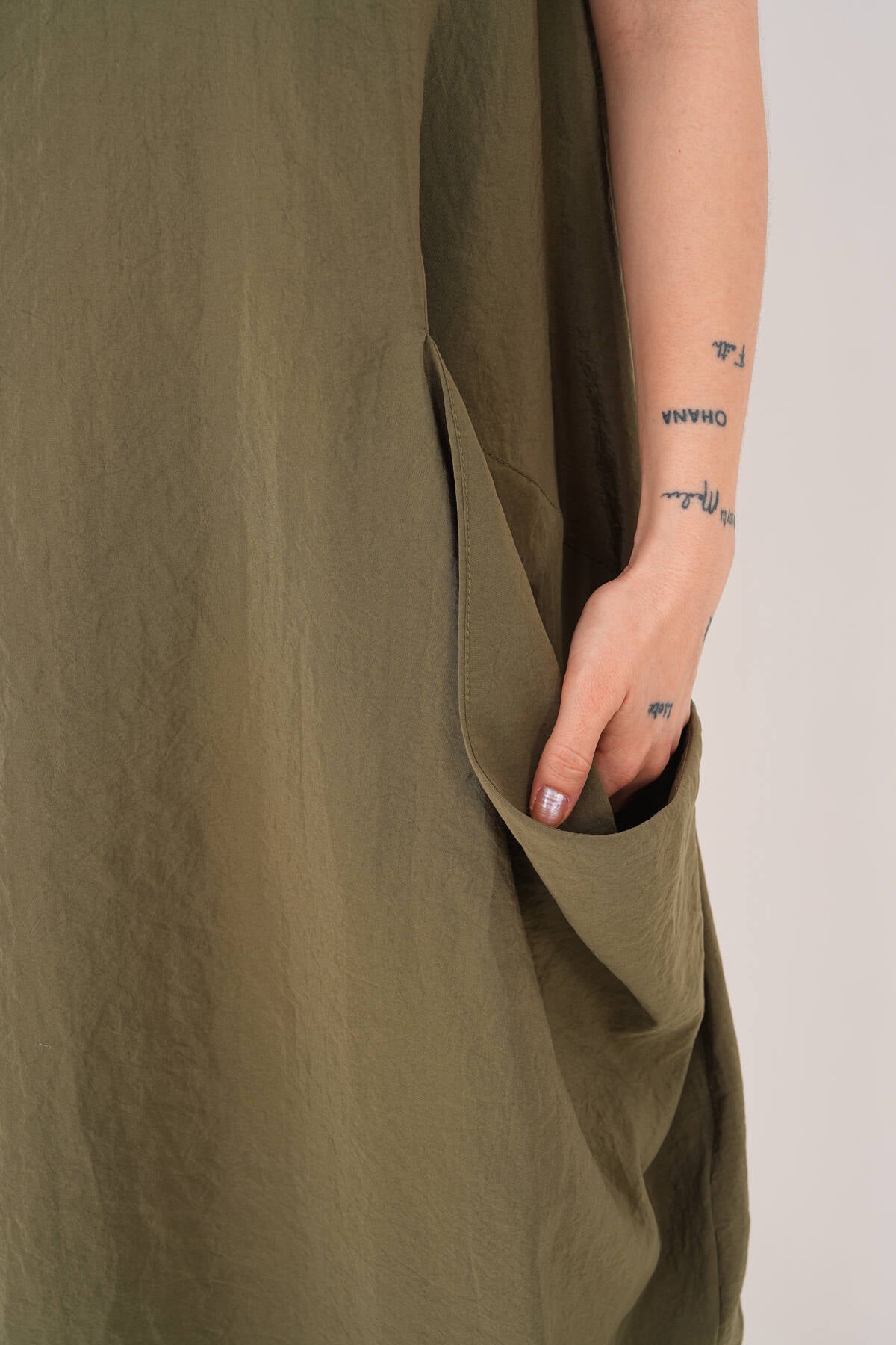 Renk: Haki | Oversize Cepli Midi Elbise