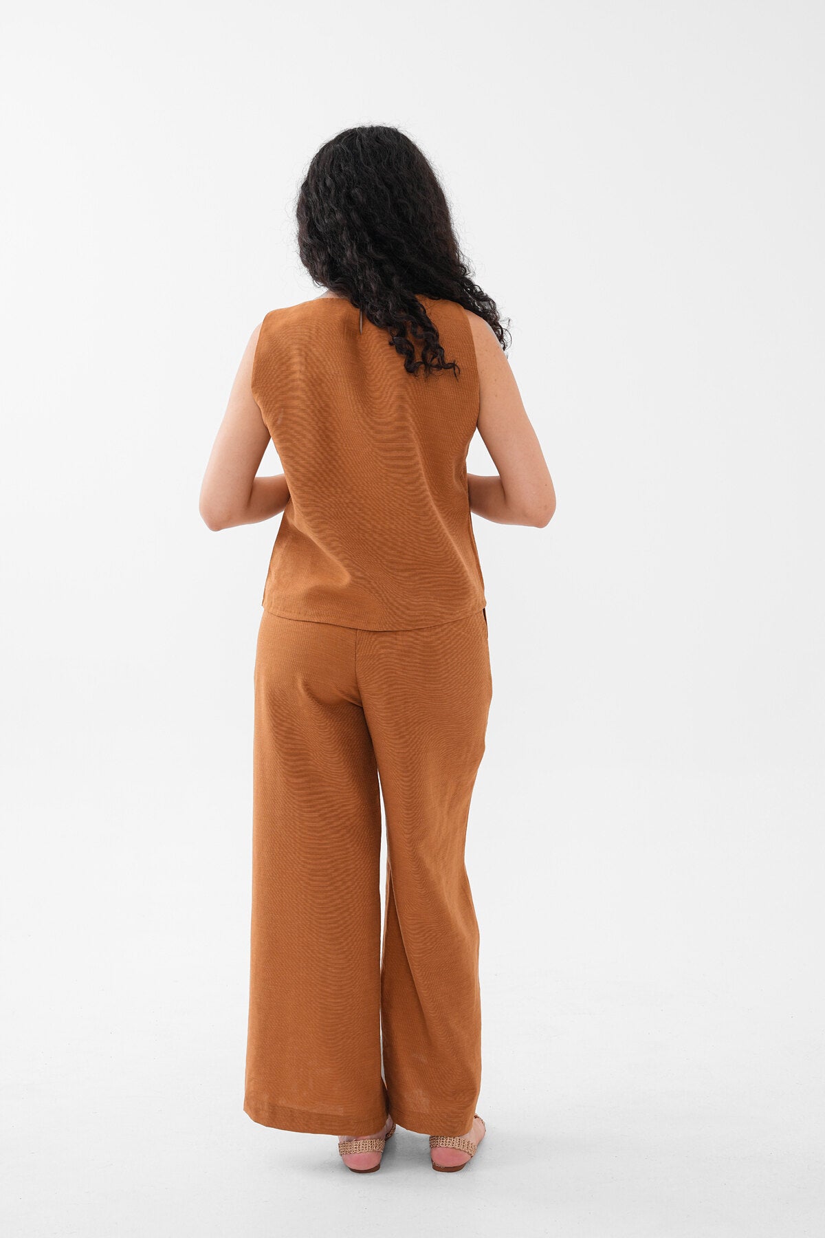 Renk: Taba | Nakış Detaylı Keten Pantolon