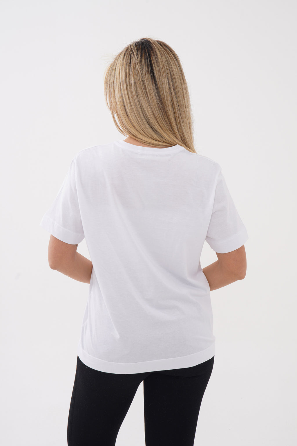 Renk: Beyaz | Pastel Çiçek Baskılı Tshirt