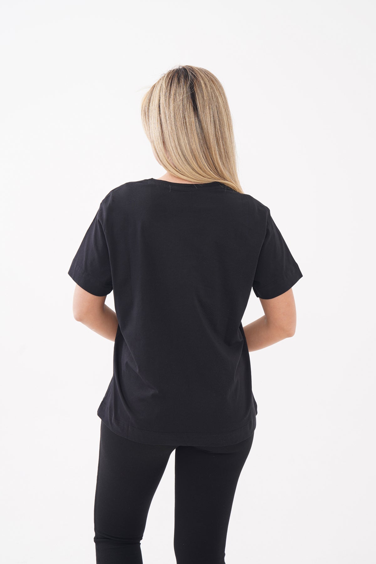 Renk: Siyah | Pastel Çiçek Baskılı Tshirt