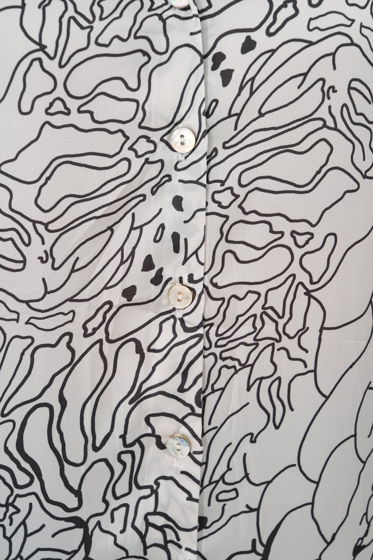Renk: Ekru | T8001 Desenli Saten Gömlek