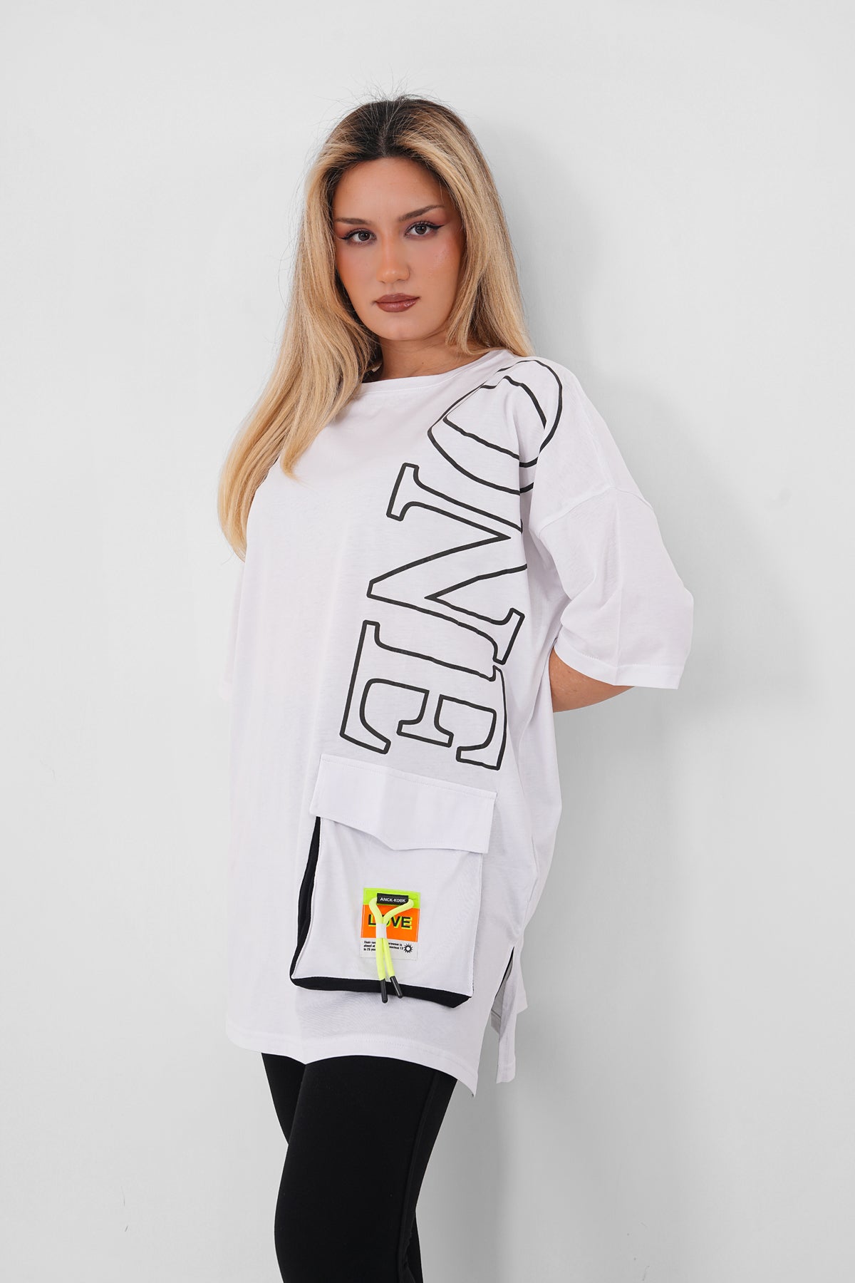Renk: Beyaz | Cepli Tshirt