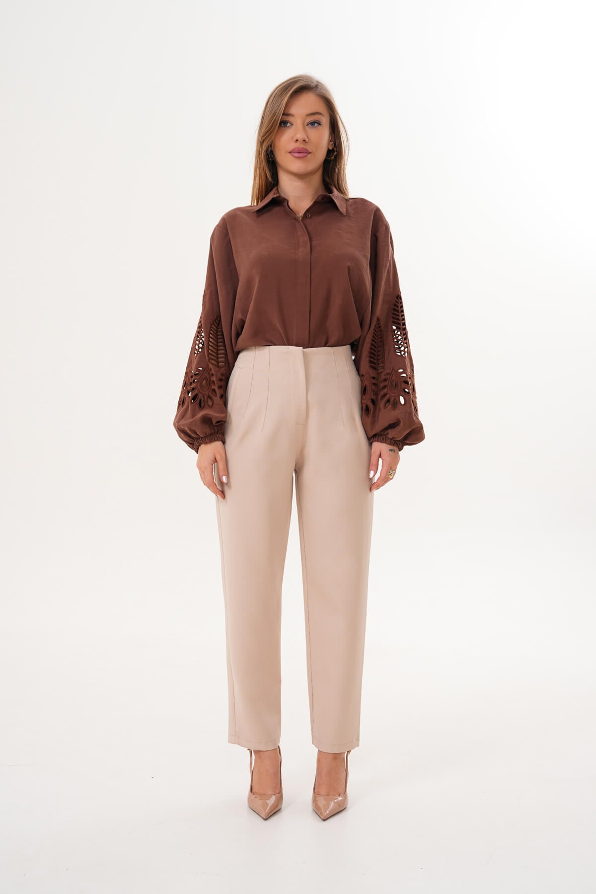 Renk: Bej | Yüksek Bel Dikiş Detaylı Crop Fit Pantolon